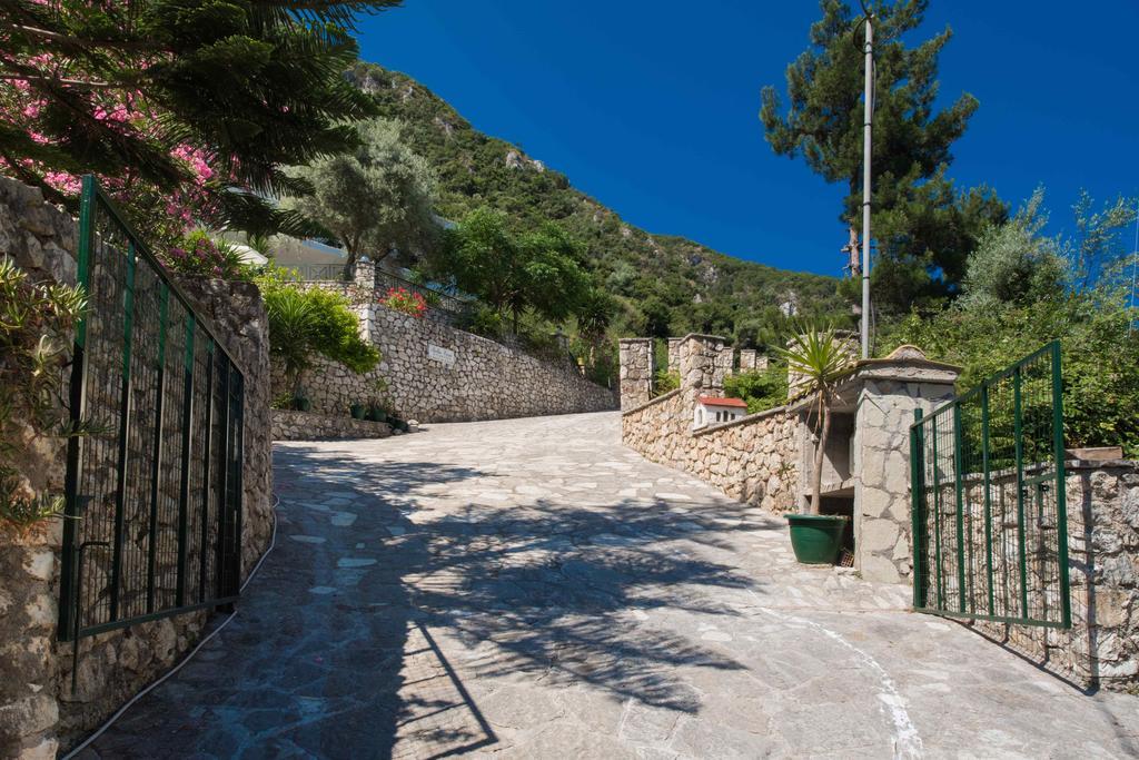 Bella Casa Studios Frínion المظهر الخارجي الصورة